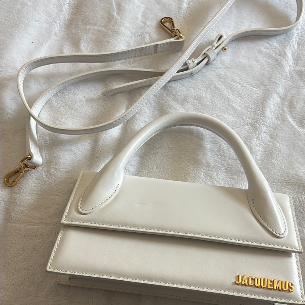 Jacquemus White Mini Bag with Structured Design